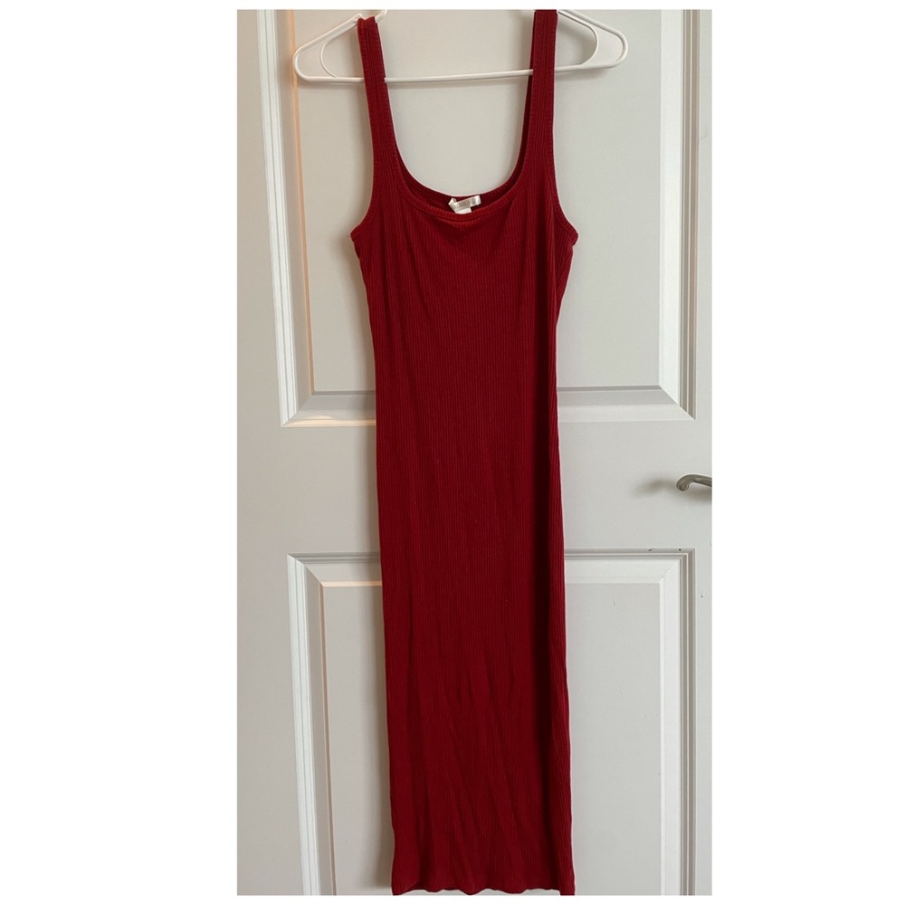 Red midi bodycon dress